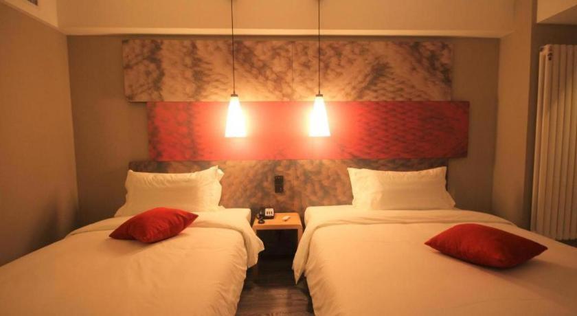 Ibis Shenyang North Station Hotel Exterior photo