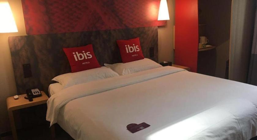 Ibis Shenyang North Station Hotel Exterior photo